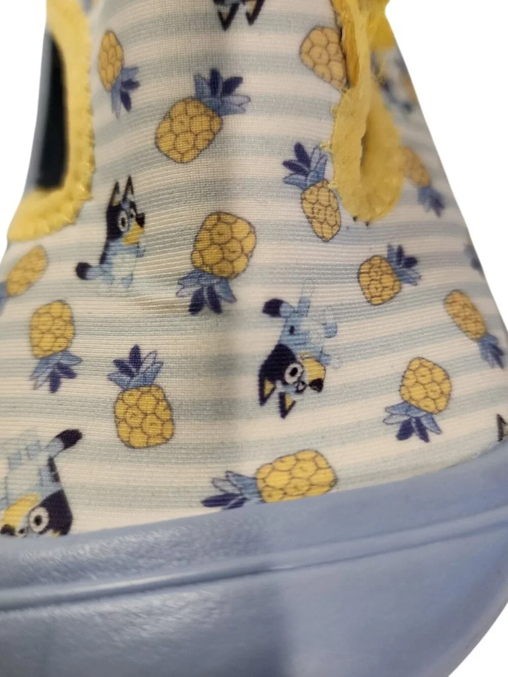 Bluey Girls 9 10 Water Shoes Swim Sandals Bingo Dog Disney Summer Lake River